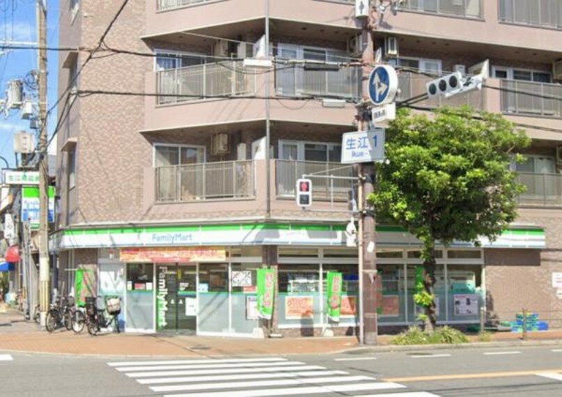 コンビニ ファミリーマート　生江一丁目店