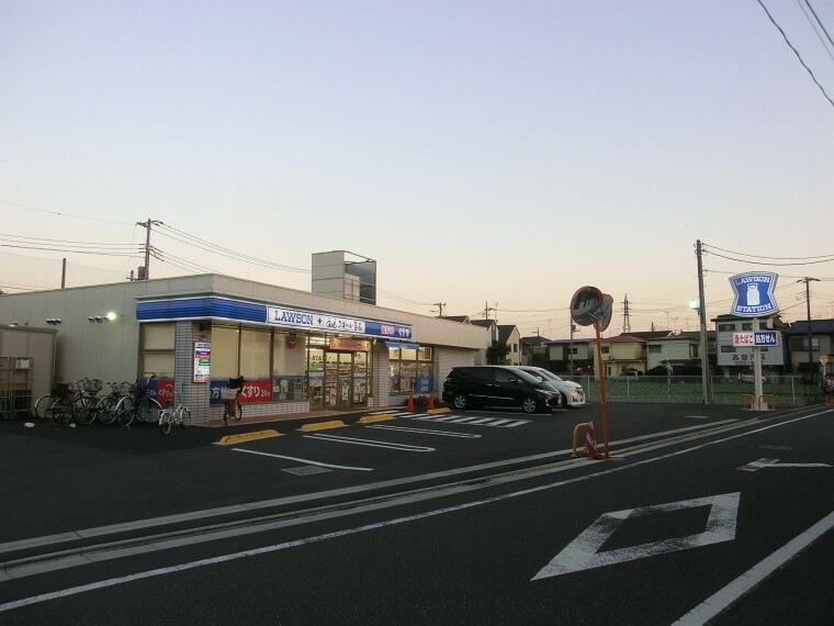 コンビニ 【コンビニエンスストア】ローソン練馬大泉町3丁目店まで650m