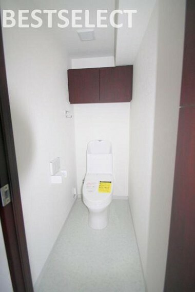 ■新規交換済みシャワートイレ/収納戸棚付きです