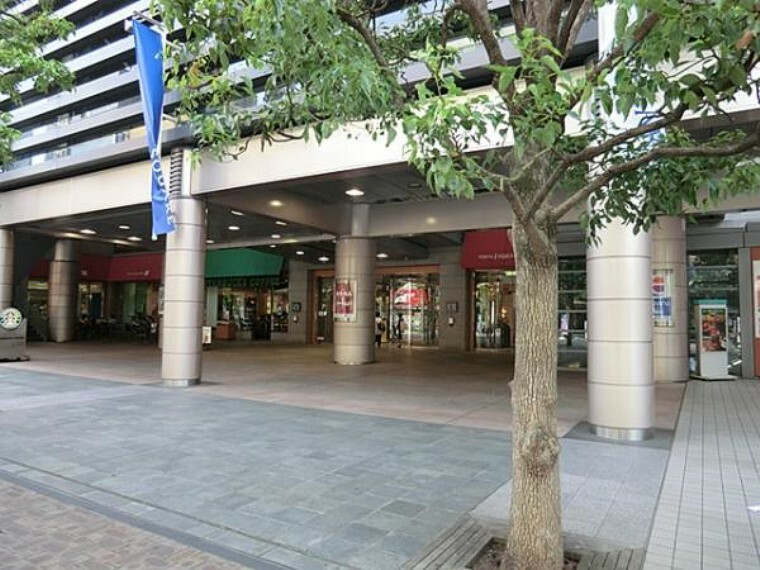 ショッピングセンター 青葉台東急スクエアまで約950m