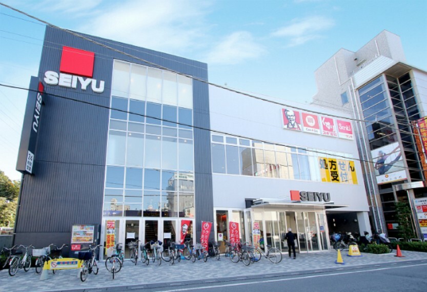 ショッピングセンター 現地から710m（最長）　西友 東大宮店　24時間営業のスーパーマーケットで、145台収容の大きな駐車場もあり、日々のお買い物にも便利です。