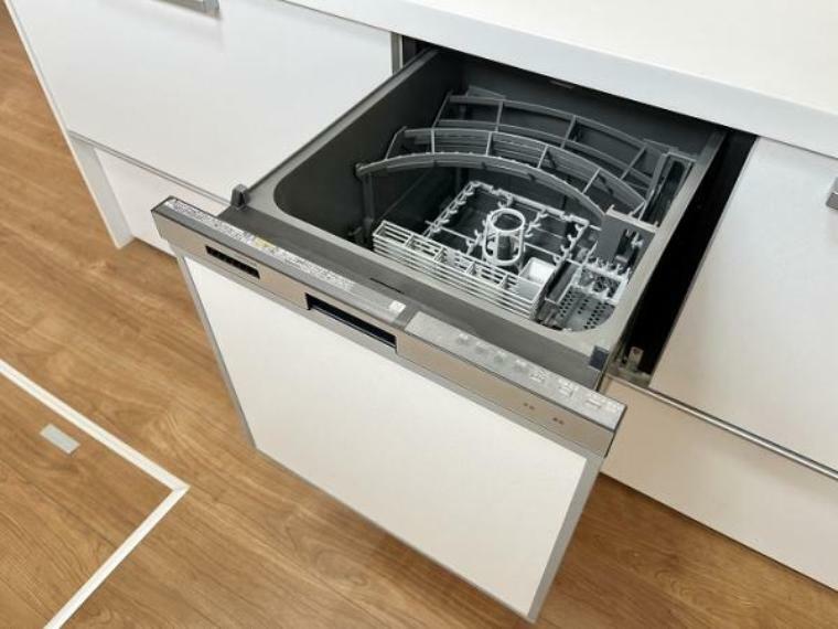 キッチン 「キッチン」便利な食器洗浄乾燥機がございます。