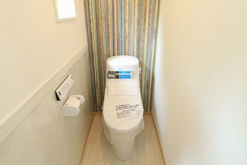 トイレ 災害時でも安心のタンク付きトイレを採用しました。