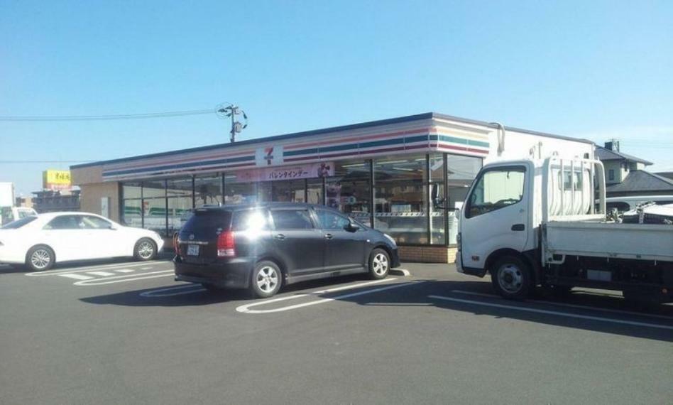 コンビニ コンビニ セブンイレブン姶良西餅田店まで約800m！