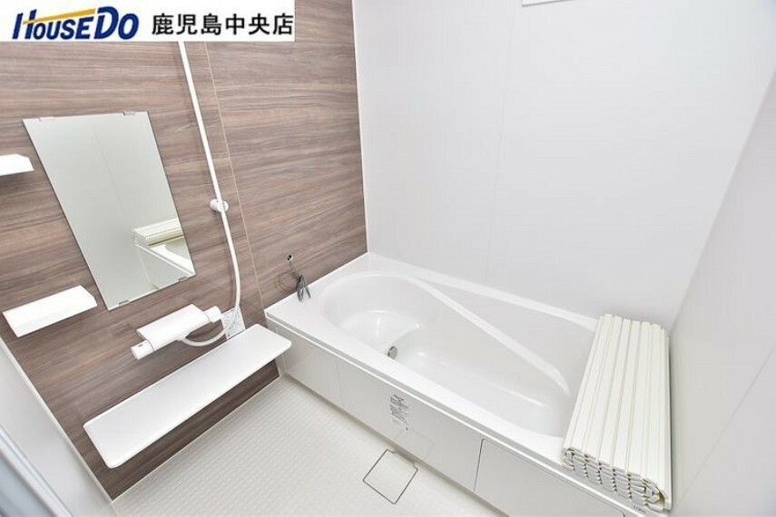 浴室 【浴室】浴室暖房乾燥機付きの浴室です！