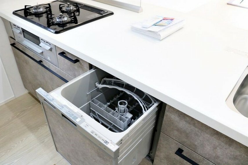 キッチン 食洗機付きのシステムキッチン