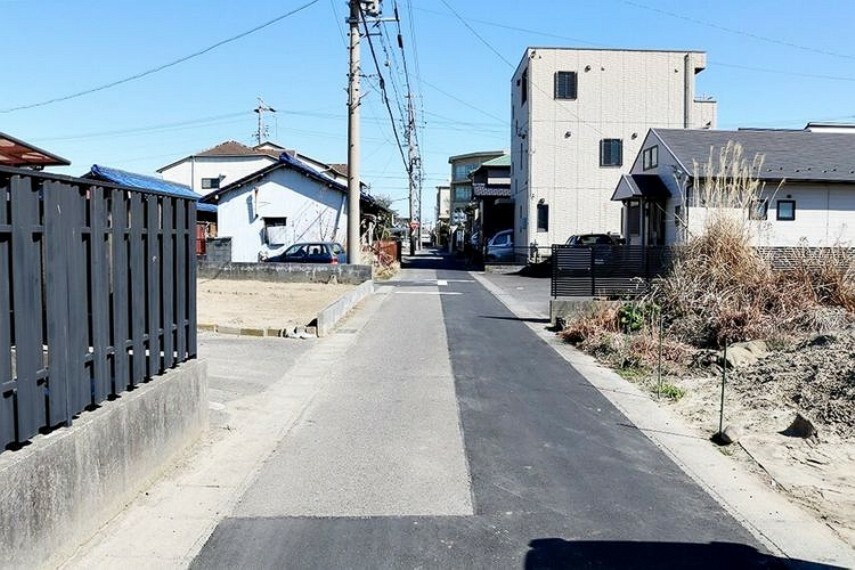 現況写真 前面道路含む現地写真