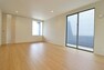 居間・リビング LDK17.8帖/ペアガラスで空気層2倍で快適な暮らしの環境を実現