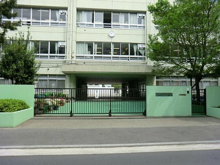 小学校 川崎市立今井小学校　320m