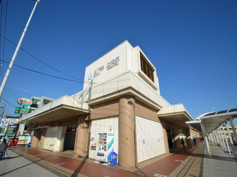 横浜市営地下鉄ブルーライン『立場』駅（バスセンターとイトーヨーカドーが隣接した利便性の高い駅です。戸塚駅まで約6分。 ）