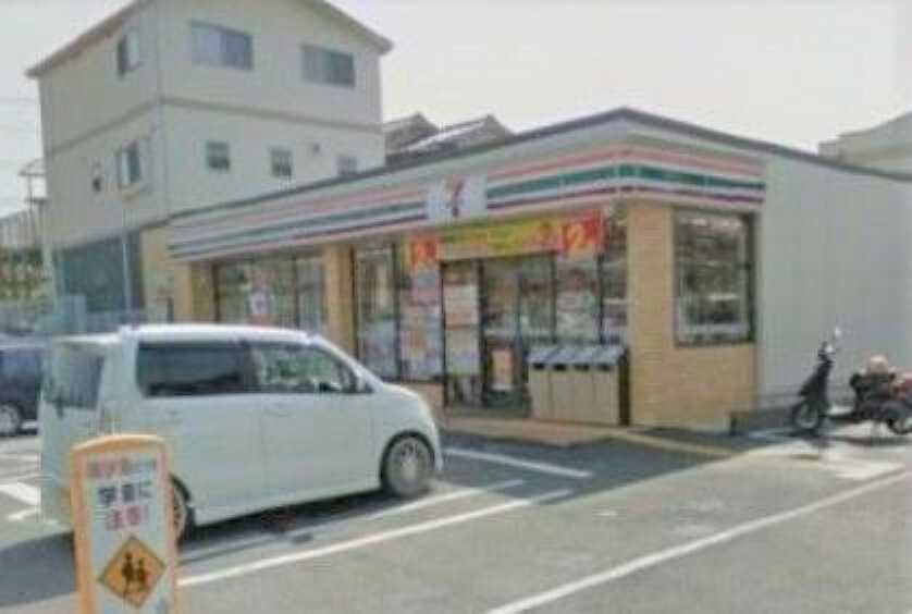 コンビニ セブンイレブン堺深阪店