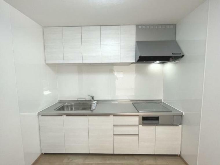 キッチン 【キッチン】収納スペースがありお好きな調理器具を収納できます。