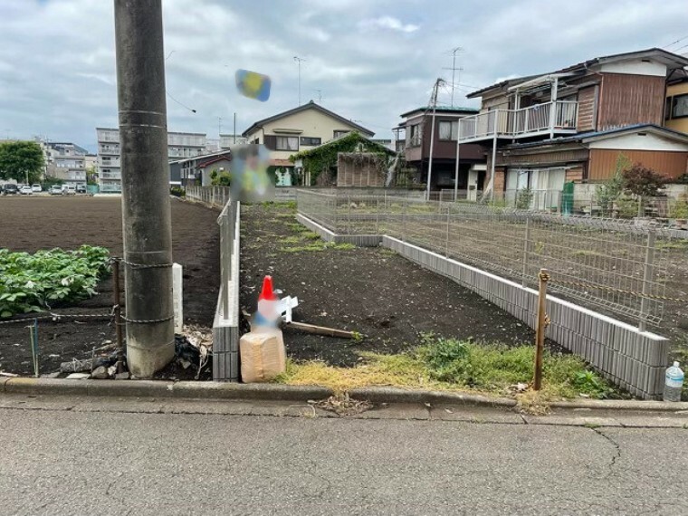 現況写真 販売されている全ての土地が、宅地用の土地であるとは限りません。都市計画法に基づき、基本的に住宅を建てることができるのは土地計画区であることに加え、市街化区域として定められている地域のみとなっています。