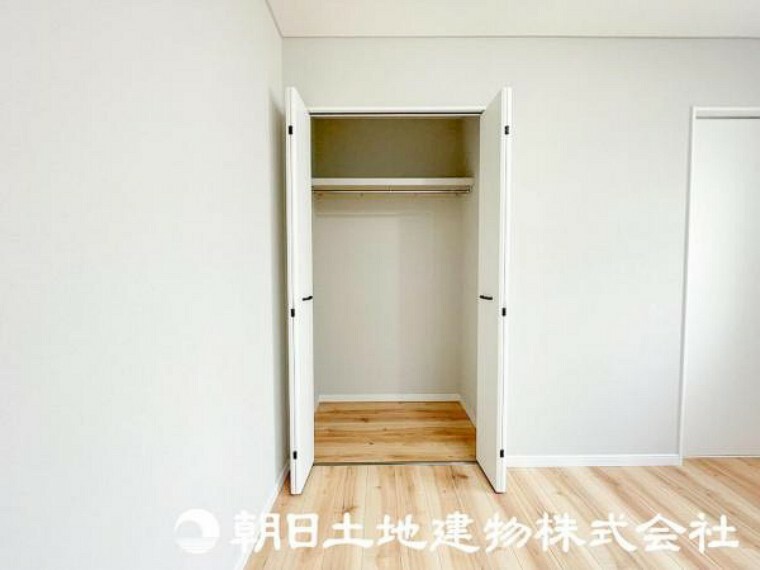 各お部屋に収納スペースがあり、お部屋の中をスッキリ片付けられます。