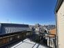 眺望 【リフォーム済】スカイバルコニーからの眺望写真です。敷地延長の土地ですが、3階建なので、眺望・日当たりともに良好です。