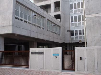 堺市立新湊小学校（約433m・徒歩5分）