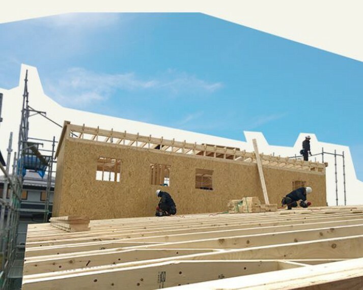 構造・工法・仕様 「パネル」で床・壁・屋根を構成して建物を支える高耐震住宅。