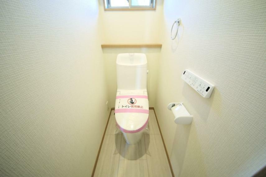 トイレ 温水洗浄機能付きのトイレで、いつも快適に！