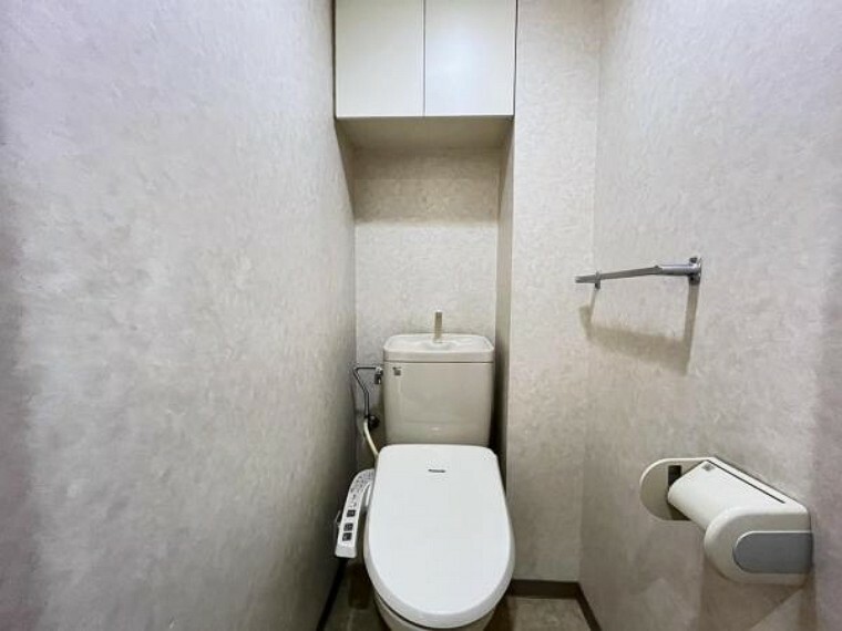トイレ 清潔感溢れるトイレ。落ち着いた空間で安らぎのひとときをお過ごしいただけます。