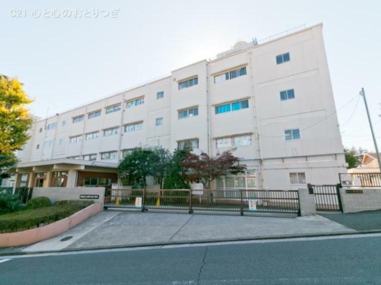 小学校 横浜市立万騎が原小学校