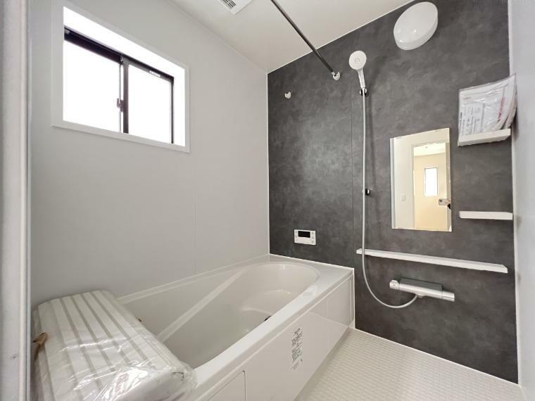 浴室 オートバスシステム・浴室暖房換気乾燥機を搭載した1坪タイプの浴室す（1号棟）