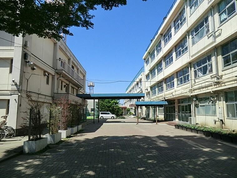 深沢中学校