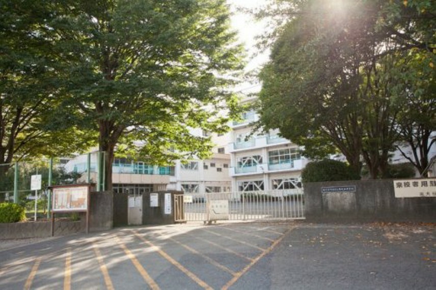 中学校 【中学校】南大谷中学校まで1418m