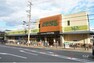 スーパー フーズマーケットサタケ（千里丘駅前店）の外観