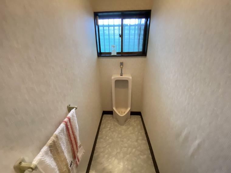トイレ トイレ　男子トイレ