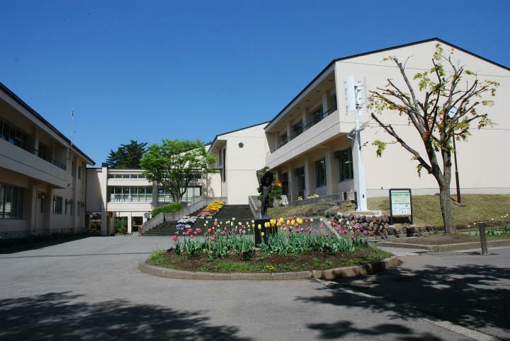 小学校 中部小学校