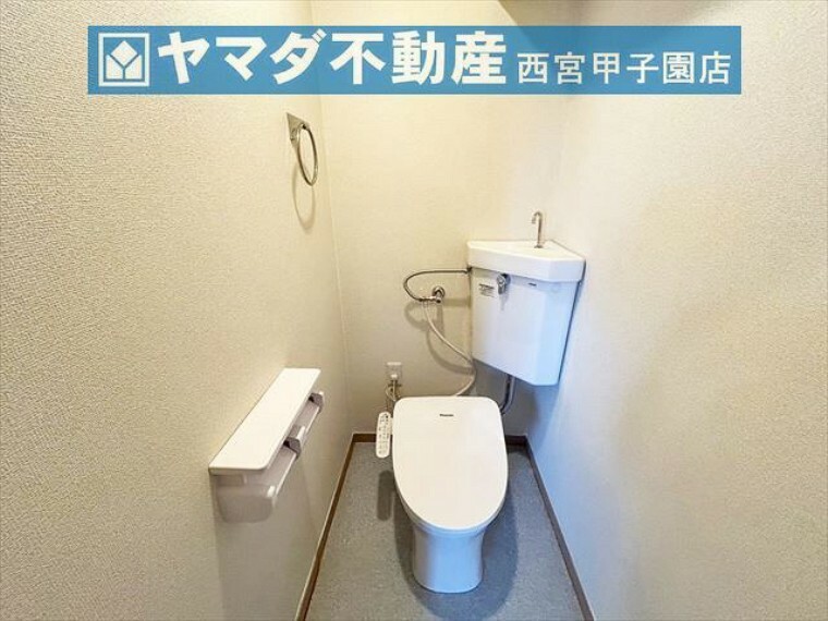 トイレ タンクレストイレ入れ替え済み。