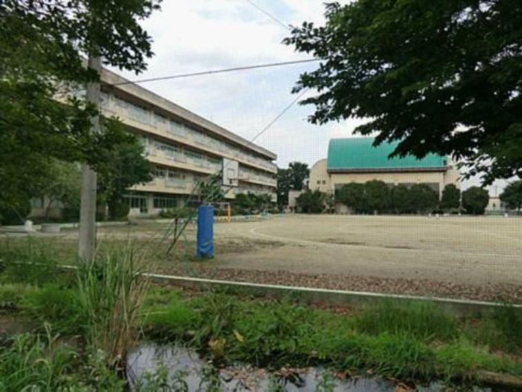 小学校 【小学校】ふじみ野市立さぎの森小学校まで900m