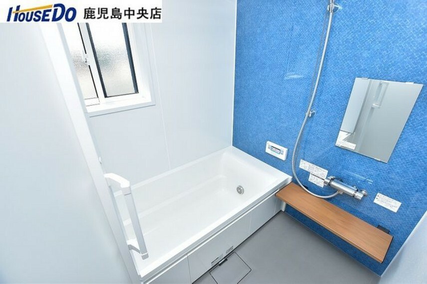 浴室 【浴室】浴室暖房乾燥機付きの浴室です！