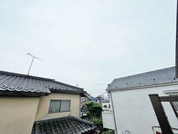 眺望 窓を開けると広がる青空。心をリフレッシュして日々を過ごしていきましょう。