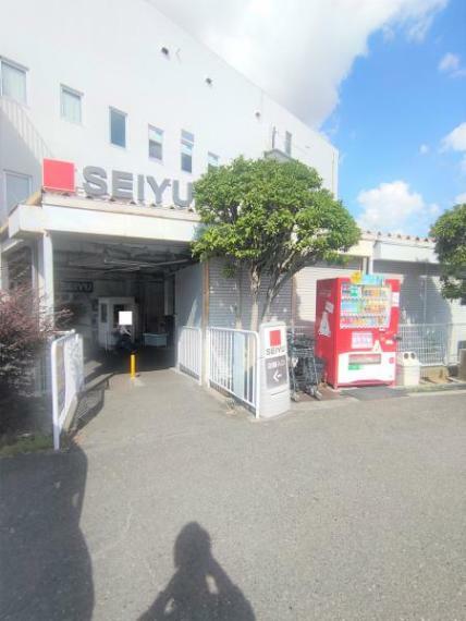 スーパー 【スーパー】西友千代田店様まで約2100m。車で約5分、日常のお買い物ができるので便利です。