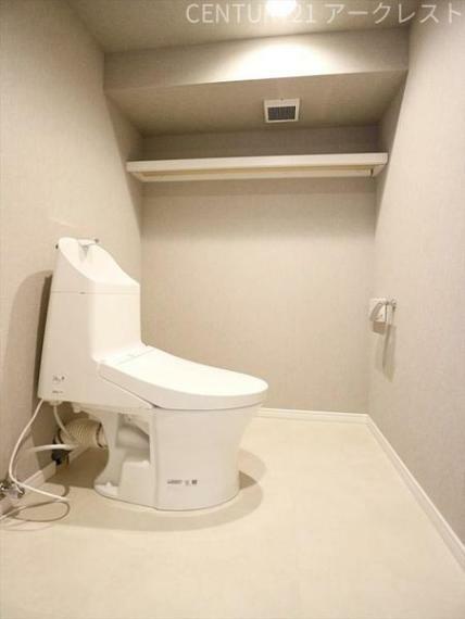 トイレ 温水洗浄機能付きのトイレです