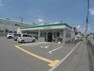 コンビニ 【コンビニエンスストア】ファミリーマート 下馬伏町店まで491m