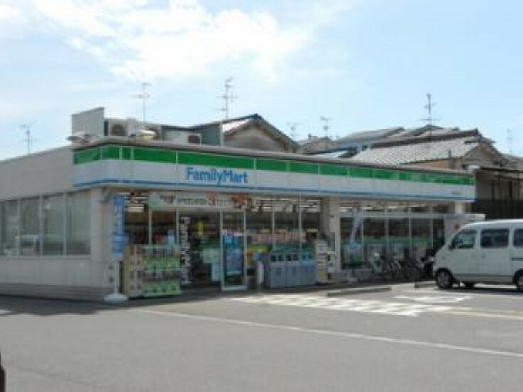 コンビニ 【コンビニエンスストア】ファミリーマート 門真上野口町店まで987m