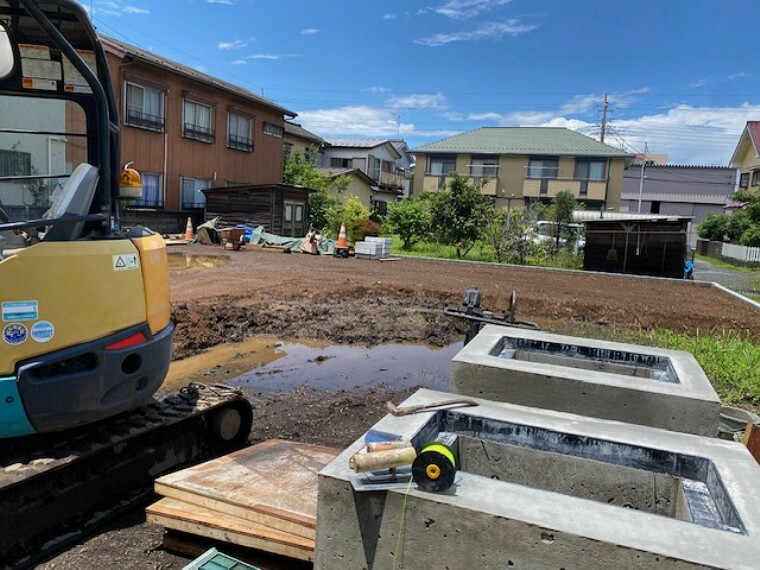 現況写真 販売されている全ての土地が、宅地用の土地であるとは限りません。都市計画法に基づき、基本的に住宅を建てることができるのは土地計画区であることに加え、市街化区域として定められている地域のみとなっています。