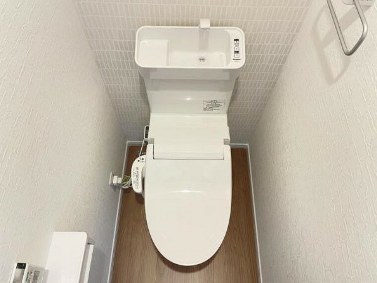 トイレ （トイレ）汚れが付きにくい、お手入れらくちん温水洗浄便座