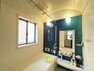 浴室 浴室には浴室乾燥機で換気機能もあり、さらには窓もあるのでカビ対策もしっかりできます！