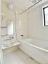 浴室 広々1坪タイプのゆったり浴室ユニット。防カビ・抗菌素材なのもうれしい。