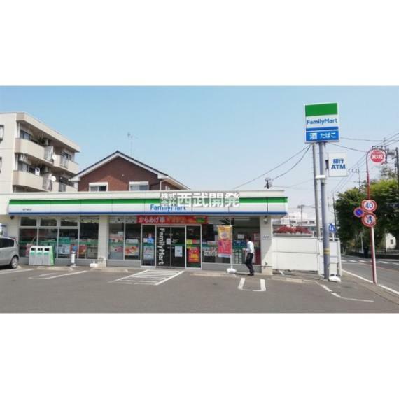 コンビニ ファミリーマート坂戸南店