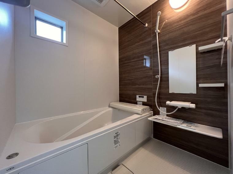 浴室 オートバスシステム・浴室暖房換気乾燥機を搭載した1坪タイプの浴室（1号棟）