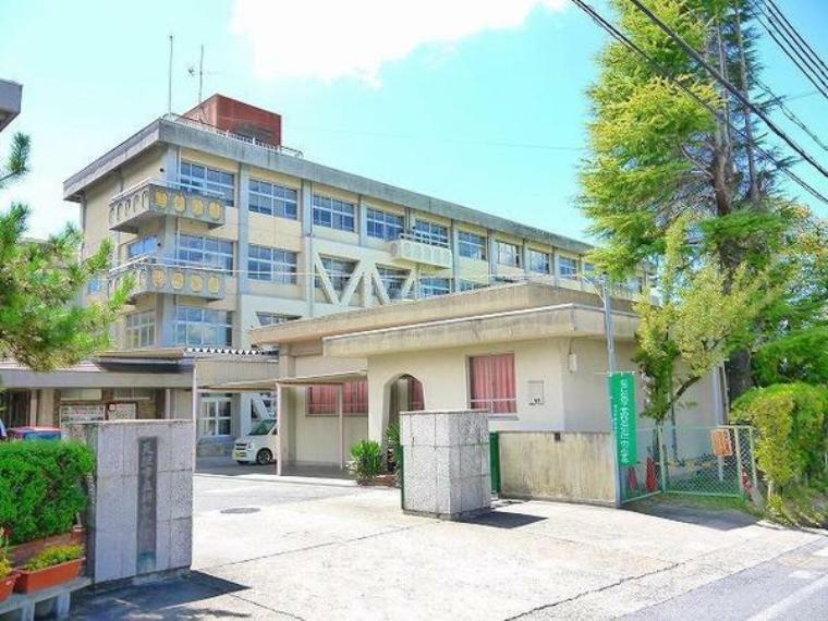 小学校 天理市立朝和小学校