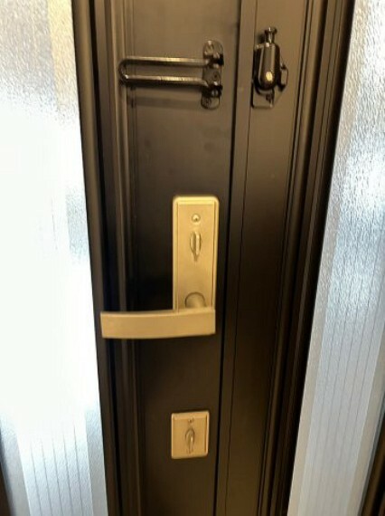 防犯設備 玄関ドア施錠設備