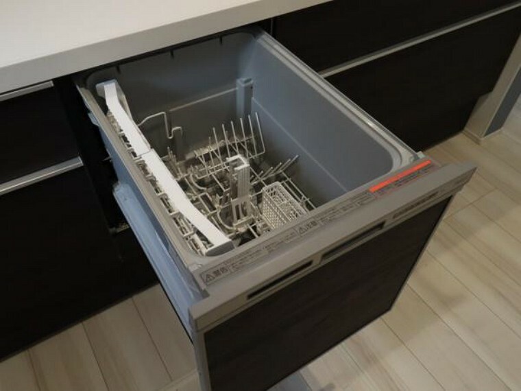 キッチン 家事の時短につながるビルトイン食洗器付き。