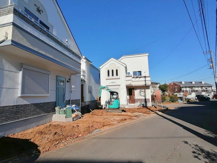 現況写真 前面道路含む現地写真■日野市大字日野　新築一戸建て■