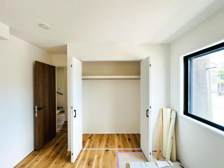 収納 【便利な各居室収納】全居室に収納付き、共用スペース収納もあり、すっきり片づけて広く使えます