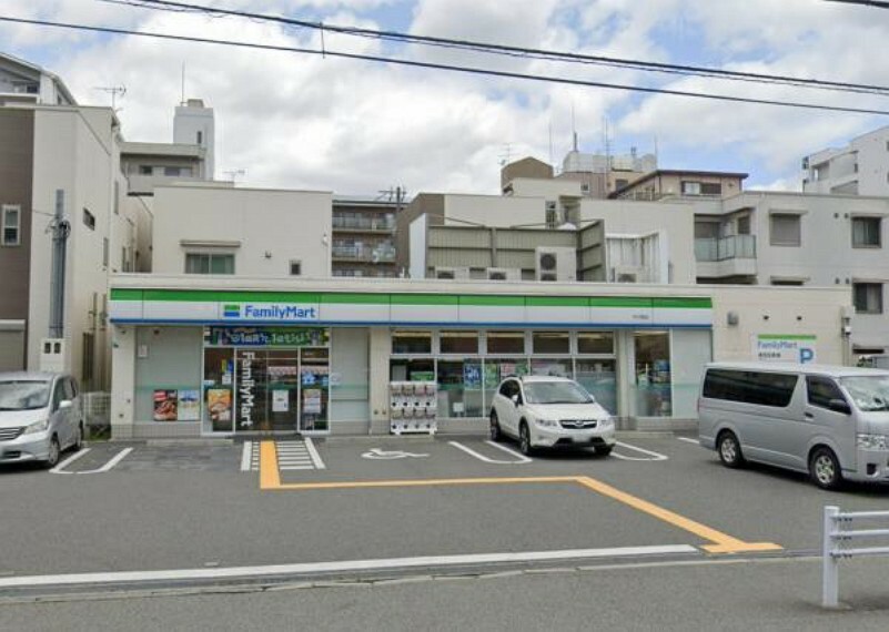 コンビニ ファミリーマート 木川西店